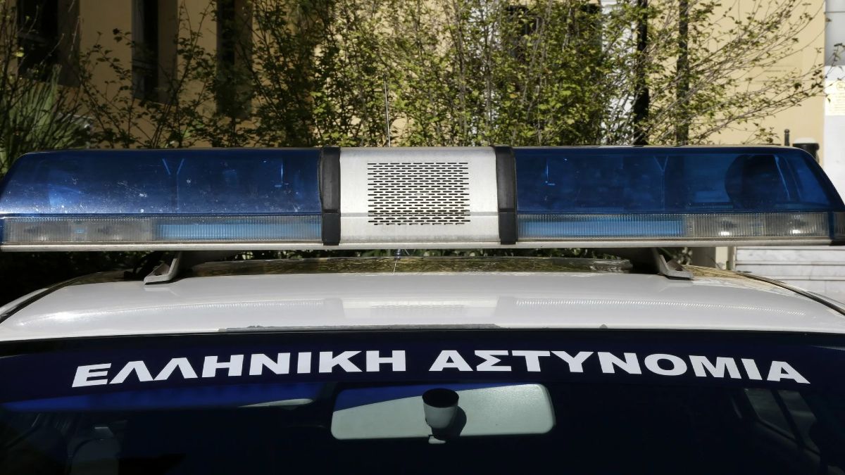 Η παγίδα 67χρονου στη Λαμία: Τους έδωσε πέτρες και καλαμπόκια αντί για 74.000 ευρώ