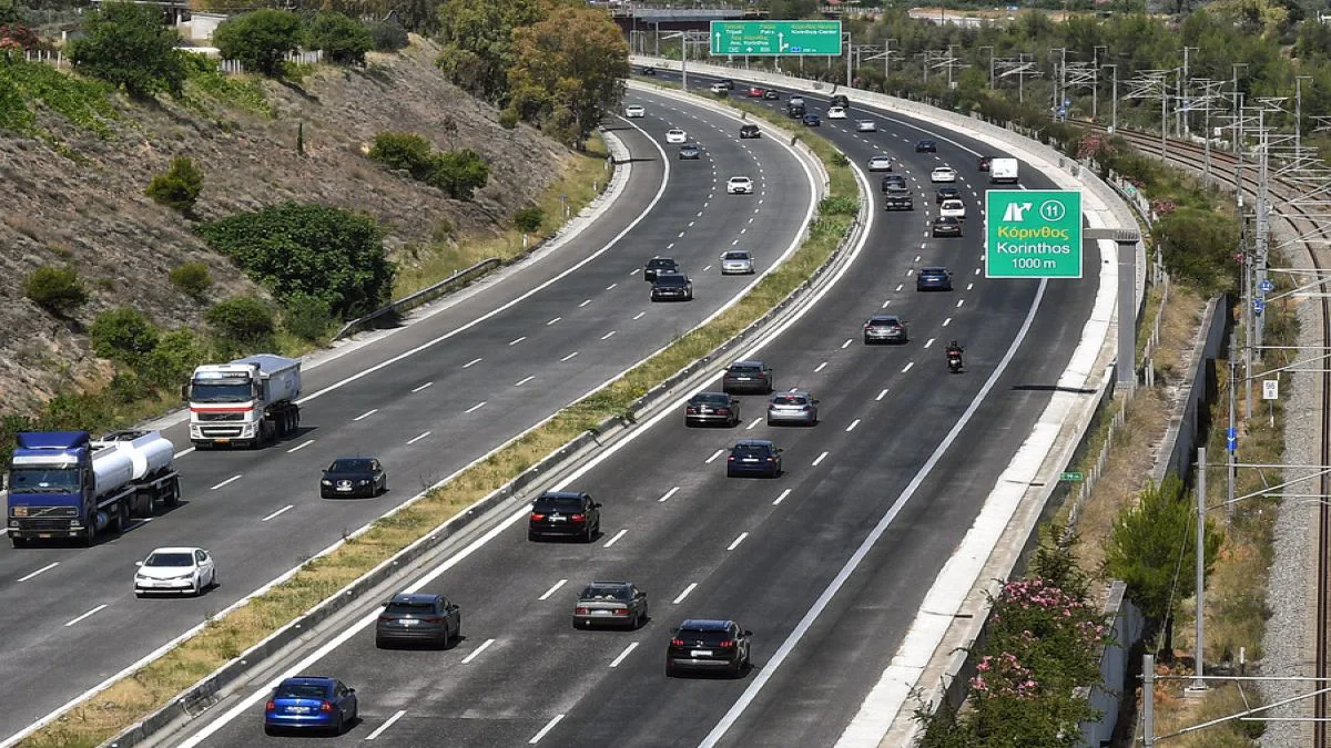 Επικίνδυνες επιθέσεις στην Εθνική: Άγνωστοι πετούν πέτρες σε οχήματα