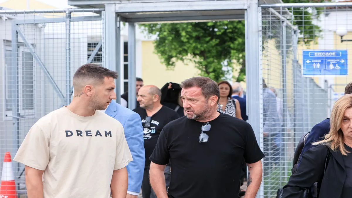 Τέμπη: «Ξεκλειδώνουν» το κινητό του σταθμάρχη – Οι κλήσεις, τα μηνύματα και το 11λεπτο που ζητά απαντήσεις