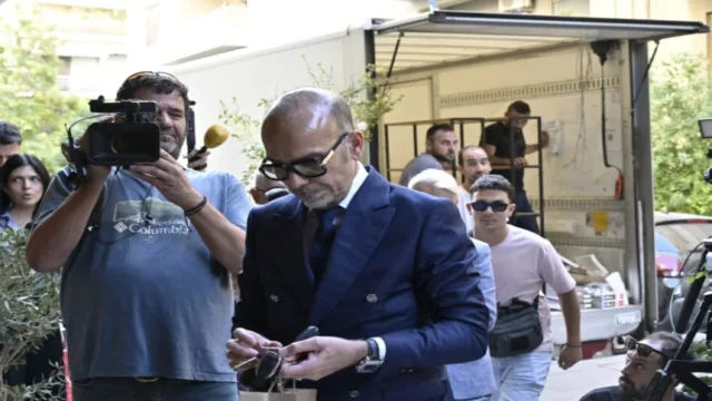 Ο τιμοκατάλογος φωτιά της κλινικής όπου πέθανε ο Μαζωνάκης: Τιμή εκκίνησης τα 300 ευρώ της επίσκεψης έως θεραπείες χιλιάδων ευρώ