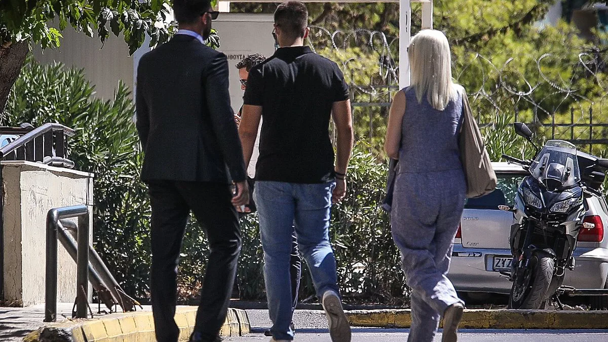 Υπόθεση Μαζωνάκη: «Ξεσκονίζουν» κλήσεις και μηνύματα- Ζητήθηκε άρση απορρήτου στα κινητά των κατηγορούμενων