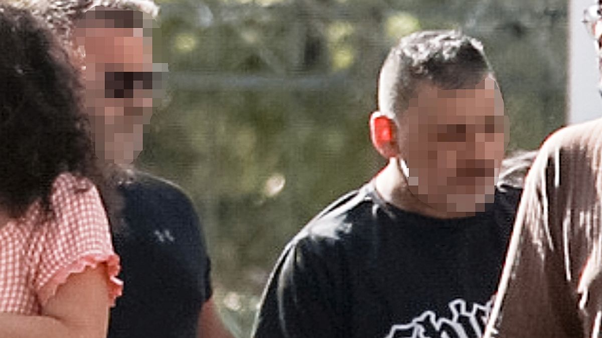 Στην Ευελπίδων οι κατηγορούμενοι για το θρίλερ της Κυψέλης: Η αποτρόπαιη απολογία, το φτυάρι-«μαρτυρία» και οι κρίσιμες καταθέσεις