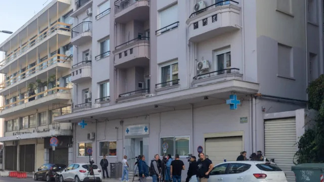 Φρίκη στη Θεσσαλονίκη: «Παρέλαβα τη μητέρα μου σε κώμα» – Σοκάρουν οι νέες καταγγελίες για την παράνομη κλινική