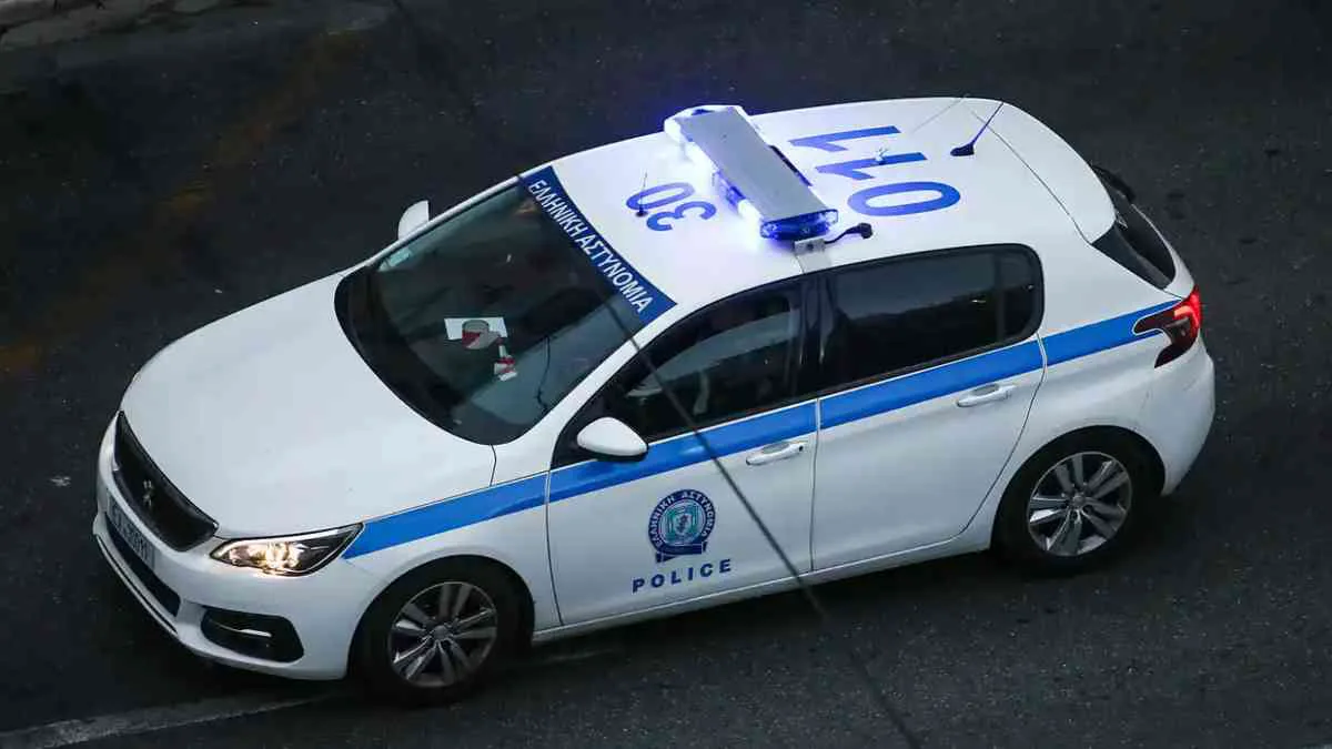 Παρίσταναν τους υπαλλήλους του ΔΕΔΔΗΕ και «ξάφρισαν» 80.000 ευρώ – Οι ρόλοι της σπείρας