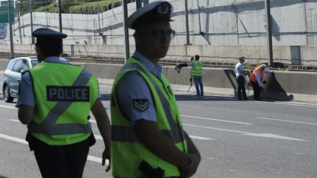 Κίνδυνος θάνατος ο 90χρονος που οδηγούσε ανάποδα στην Αττική Οδό – Το δίπλωμά του είχε λήξει από το 2018