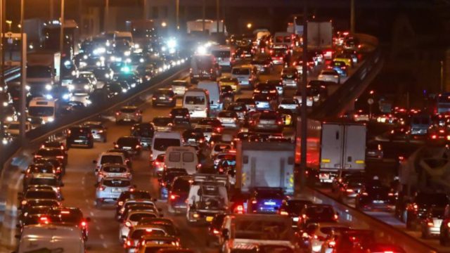 Έκτακτη διακοπή κυκλοφορίας στην Κλεισθένους: Σε ποιο σημείο έχει κλείσει ο δρόμος;
