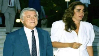 «Μας λείπεις το ίδιο» – Η Ντόρα Μπακογιάννη για τον Παύλο 37 χρόνια μετά τη δολοφονία του