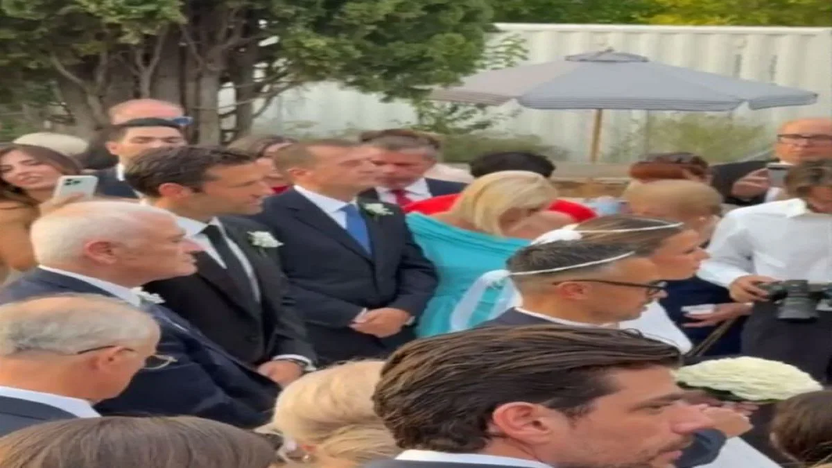 Με κουμπάρους τον Κωνσταντίνο Αργυρό και τον Δημήτρη Μελισσανίδη ο γάμος του Στάθη Μπακάλη και της Μαριάννας Νικολαΐδου