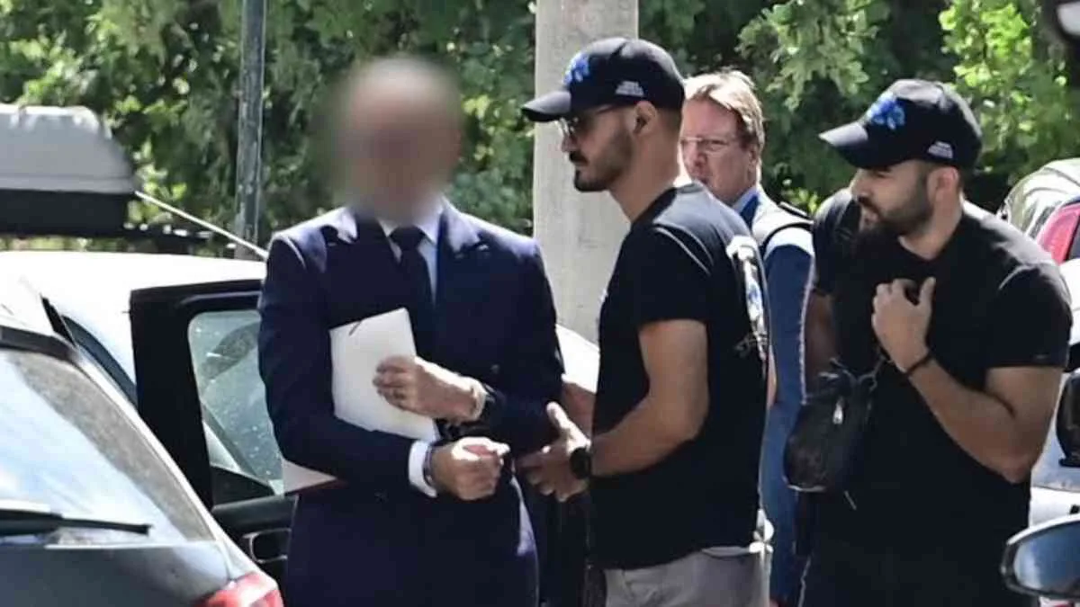 Μαζωνάκης: Ο γιατρός της Καρνεάδου έκανε «σεμινάριο» σε γιατρό από τις Φιλιππίνες – Το βίντεο ντοκουμέντο