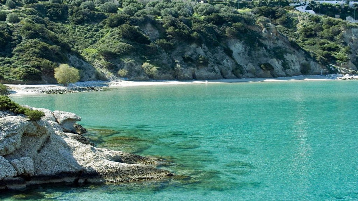 Άγιος Νικόλαος: Ένας παράδεισος με παραλίες για κάθε γούστο