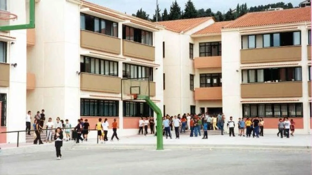 15χρονη βρέθηκε χωρίς τις αισθήσεις της σε σχολείο της Κοζάνης – Σε εξέλιξη η έρευνα