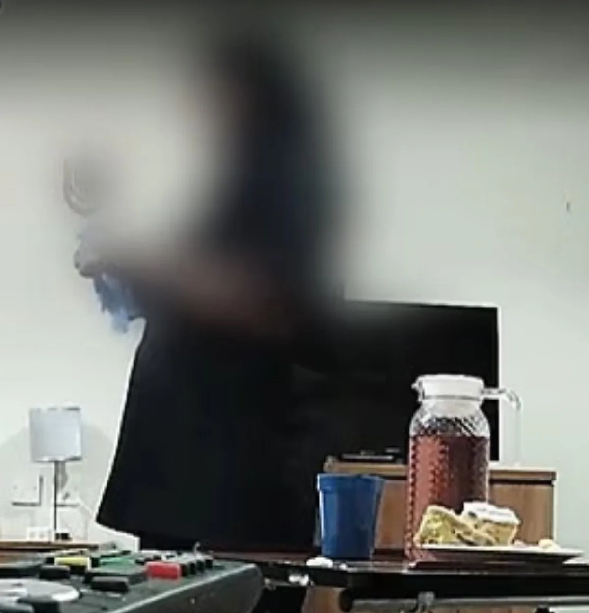 Η κόρη του υποψιάστηκε ότι κάτι δεν πήγαινε καλά – Η κρυφή κάμερα αποκάλυψε τι συνέβαινε στον 81χρονο