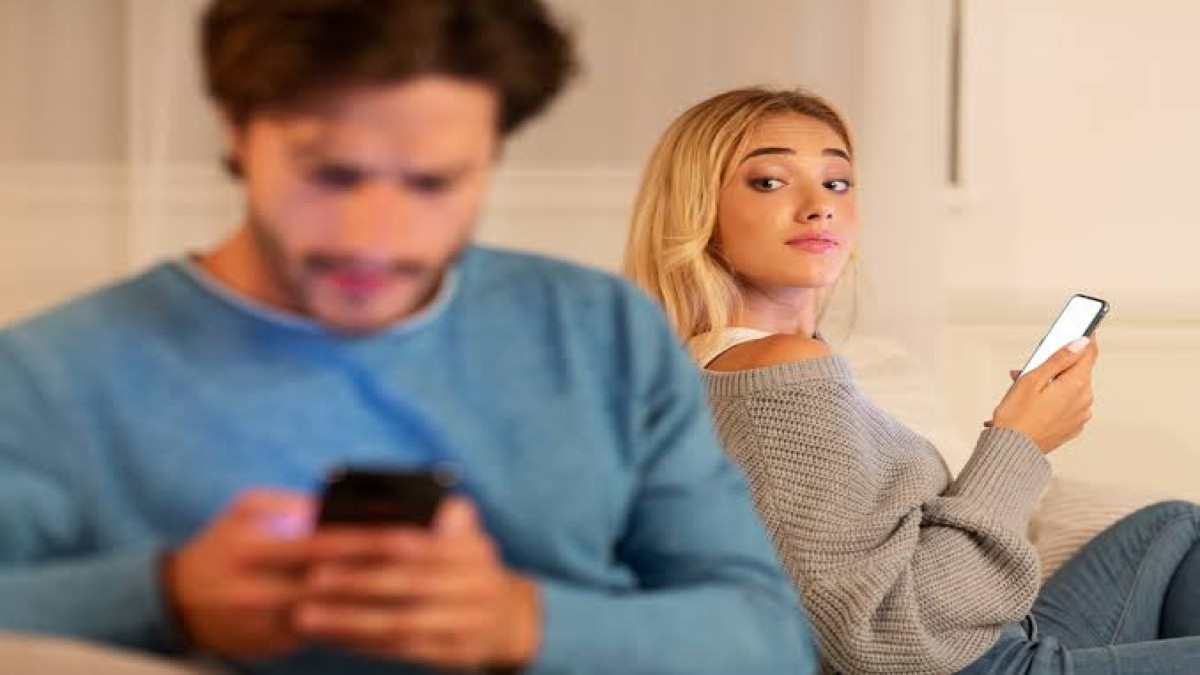Είστε το τρίτο πρόσωπο σε μια σχέση; Πρέπει να αποκαλύψετε την απιστία στον/στη σύζυγο;