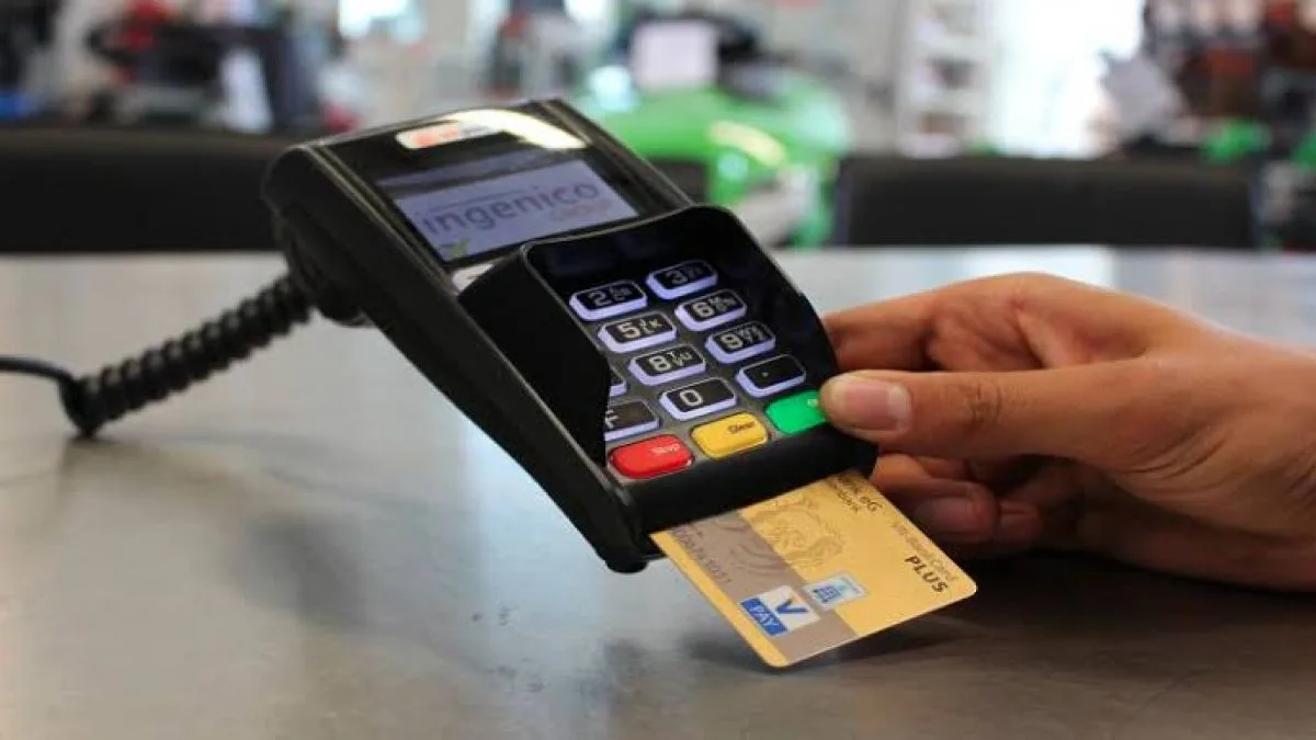 Η αόρατη τρύπα στον οικογενειακό προϋπολογισμό: Οι αγορές που περνούν απαρατήρητες
