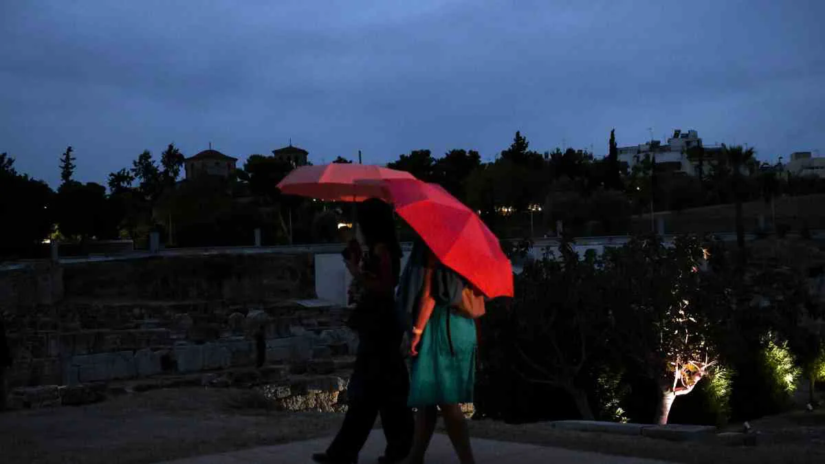 Καιρός σήμερα 25/09: Αλλάζει το σκηνικό από το μεσημέρι – Πού αναμένονται βροχές και καταιγίδες