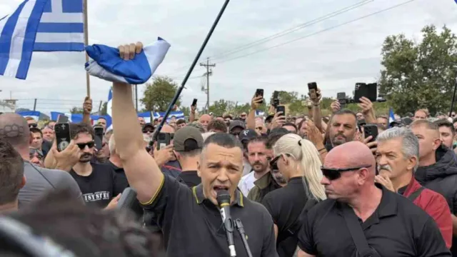 Αποφυλάκιση Κασιδιάρη: «Πυρά» από τα κόμματα για την επιστροφή του στην πολιτική – «Η Δημοκρατία γνωρίζει να αυτοπροστατεύεται»