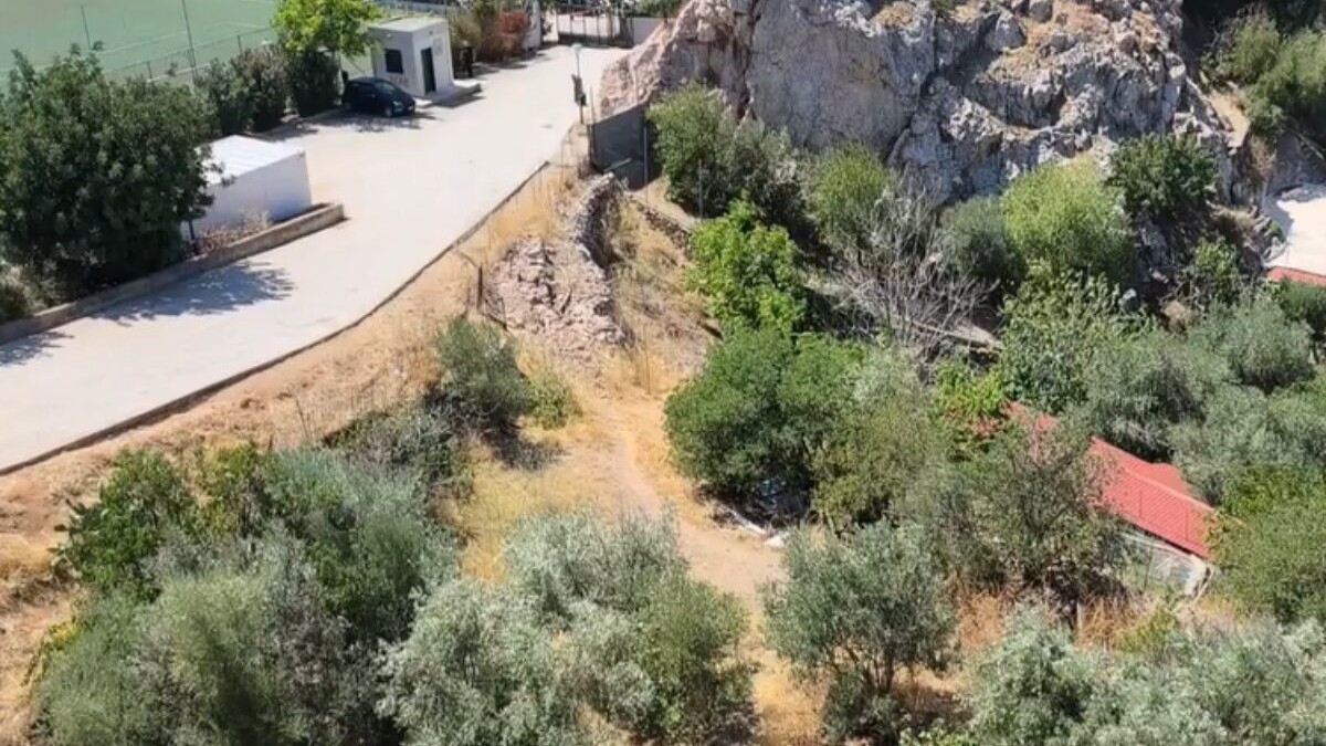 Κυψέλη: Ανατροπή με τα οστά στην Αλεπότρυπα – Ποιος τα μετέφερε εκεί