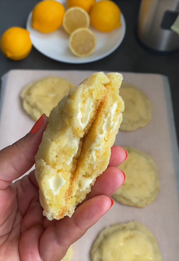 Lemon cookies με λευκή σοκολάτα