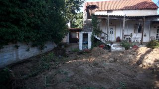Θρίλερ στον Μαραθώνα με την εξαφανισμένη: Η εγγονή «έδωσε» την μητέρα της – Πού βρίσκεται η ηλικιωμένη που αγνοείται 10 χρόνια;