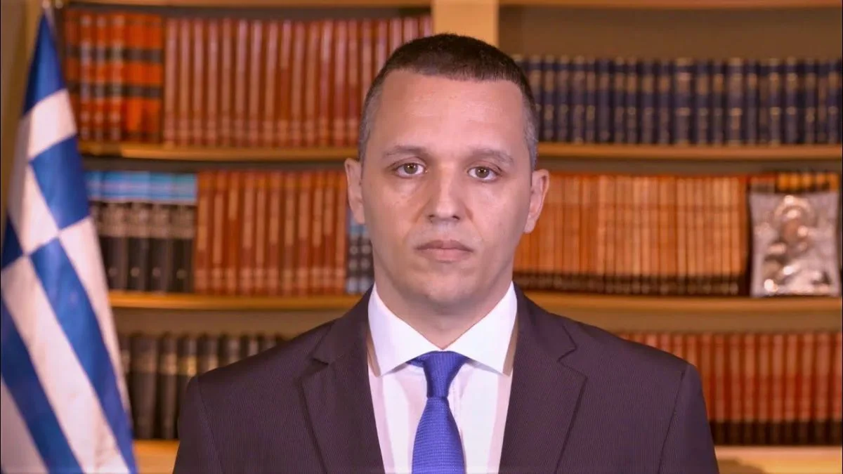 Ποιος είναι ο Ηλίας Κασιδιάρης: Η σκοτεινή διαδρομή πίσω από την πολιτική επιστροφή