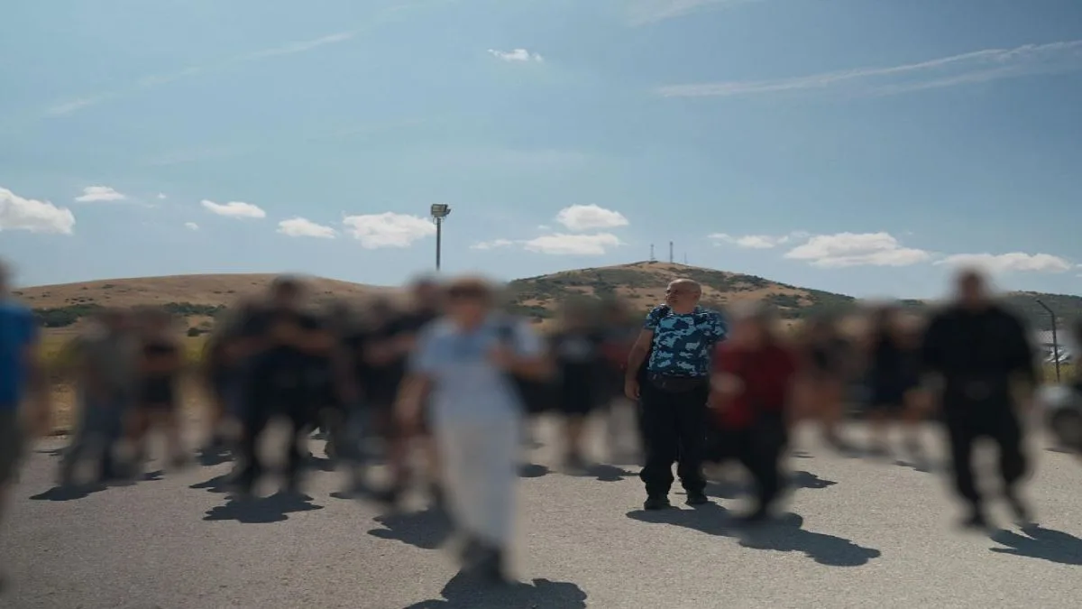 Αποφυλακίστηκε ο Νίκος Μαζιώτης – Η έξοδός του από τις φυλακές Δομοκού