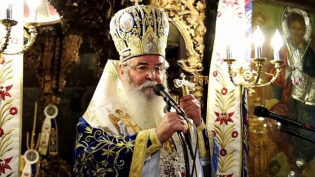 Σάλος με τον Μητροπολίτη Κοζάνης: «Είσαι σαν κορίτσι» είπε σε 11χρονο για τα μακριά μαλλιά του και αρνήθηκε να δώσει την ευχή του