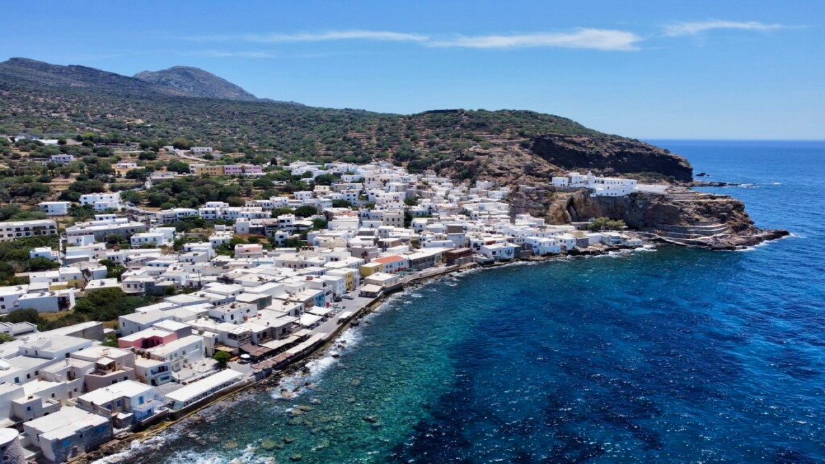 Νίσυρος: Εκεί όπου η γη αναπνέει και το Αιγαίο μοιάζει να σταματά τον χρόνο