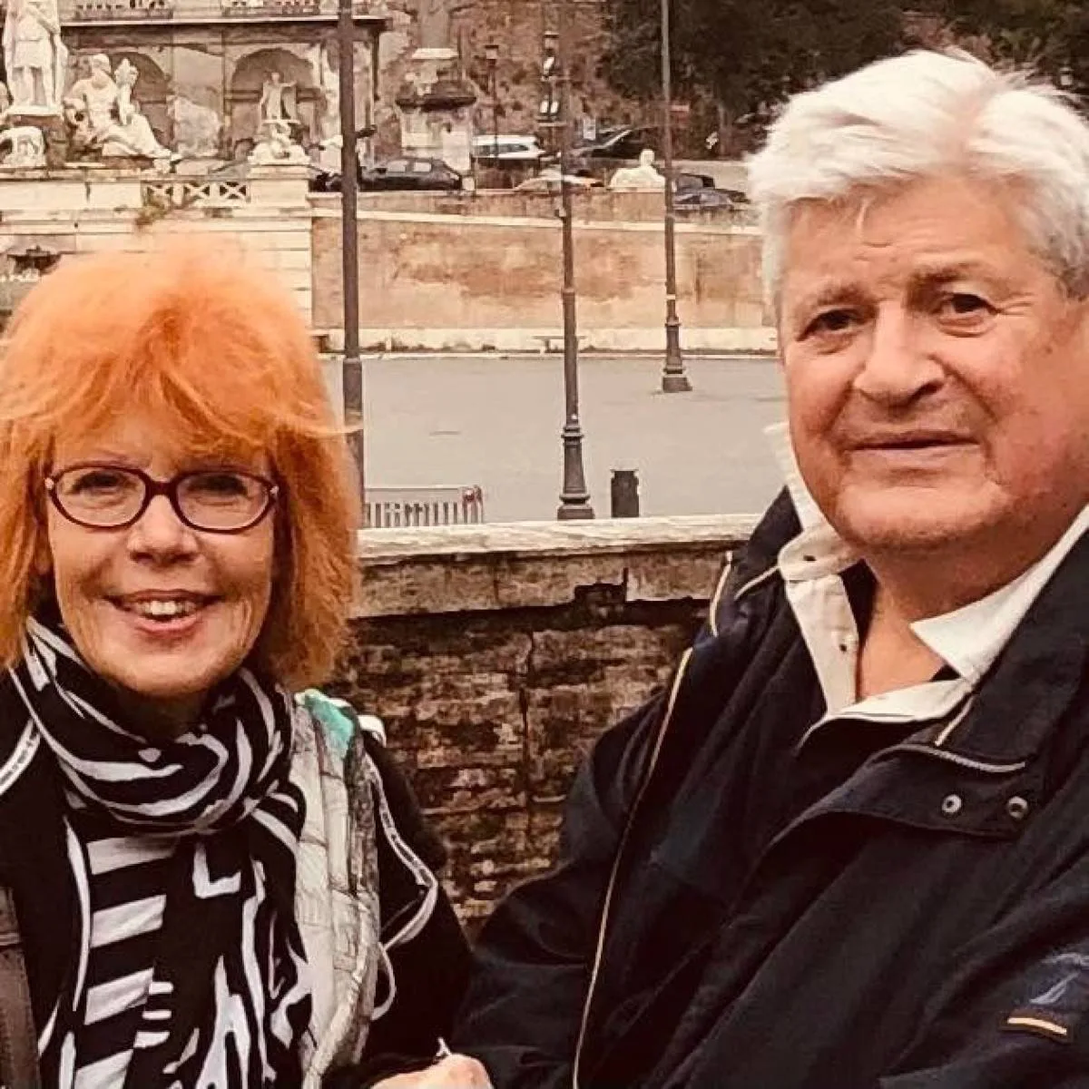 Έκρηξη στην Πλάκα: Από τον μήνα του μέλιτος στην τραγωδία – Η ιστορία του νιόπαντρου ζευγαριού