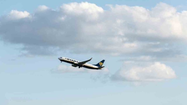 Ryanair: «Έμειναν λίγα λεπτά καυσίμων» μετά την προσγείωση – Κάτω από τα όρια ασφαλείας