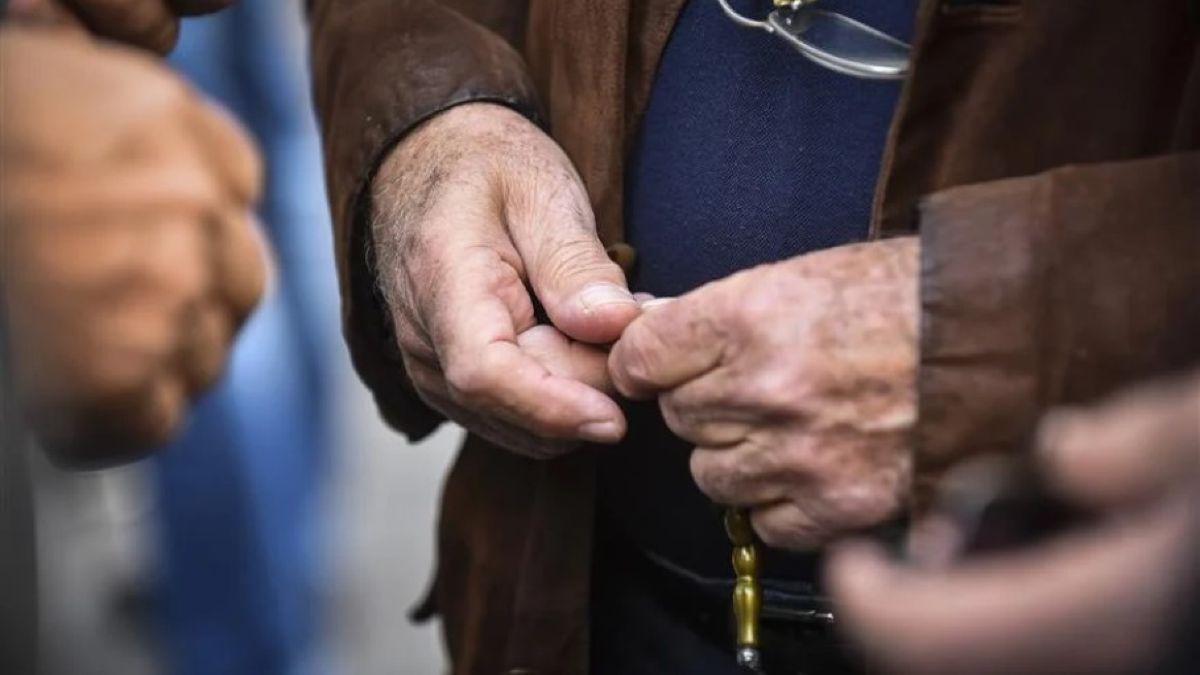 Επίδομα 400 ευρώ: Ποιοι συνταξιούχοι μένουν εκτός