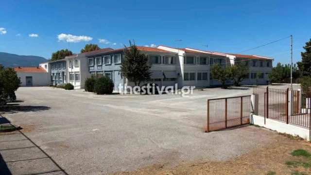Σοκ στη Θεσσαλονίκη: 13χρονος επιτέθηκε με μαχαίρι σε 12χρονο μέσα σε σχολείο – «Τον πέρασε ξυστά από την κοιλιά»