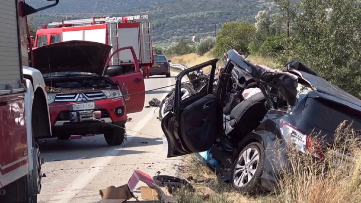 Θήβα: Νεκρός 56χρονος σε σφοδρή σύγκρουση αγροτικού με φορτηγό
