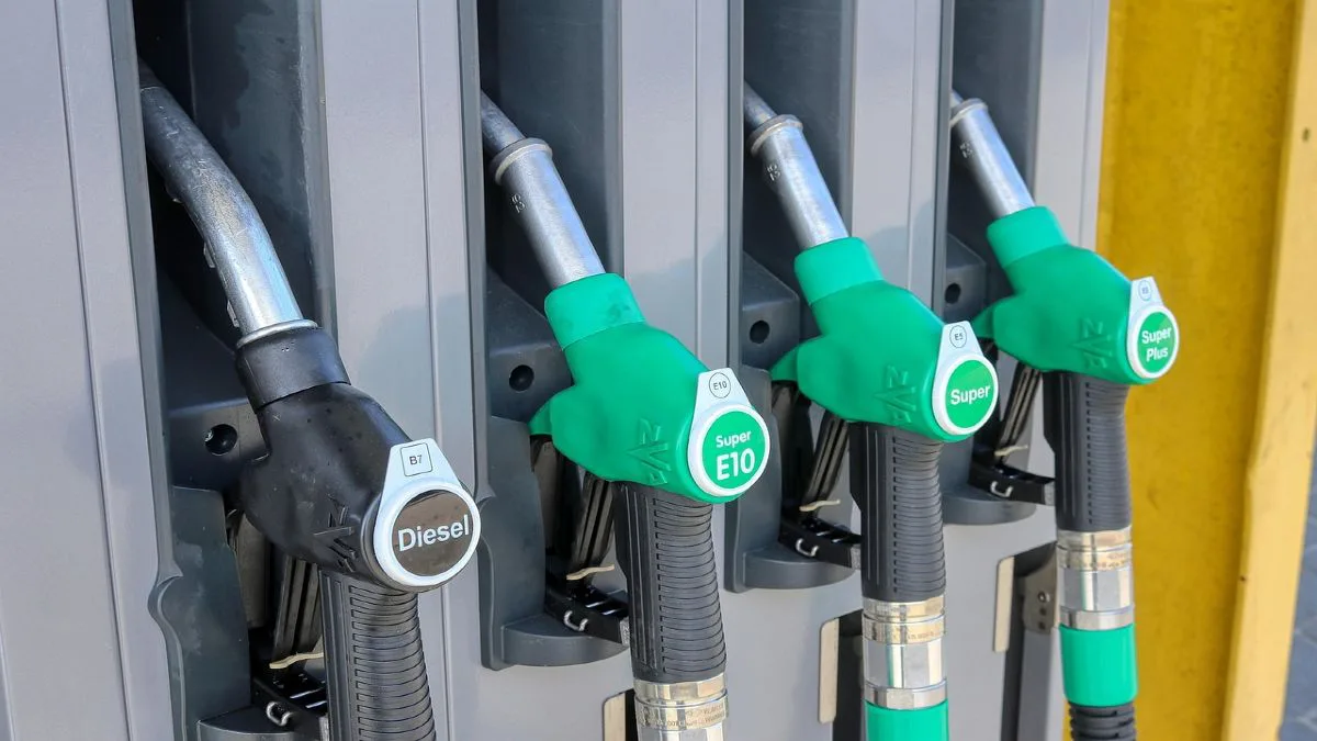 Επιδότηση στο diesel: Η σύνδεση με μεταφορές, τιμές και πληθωρισμό