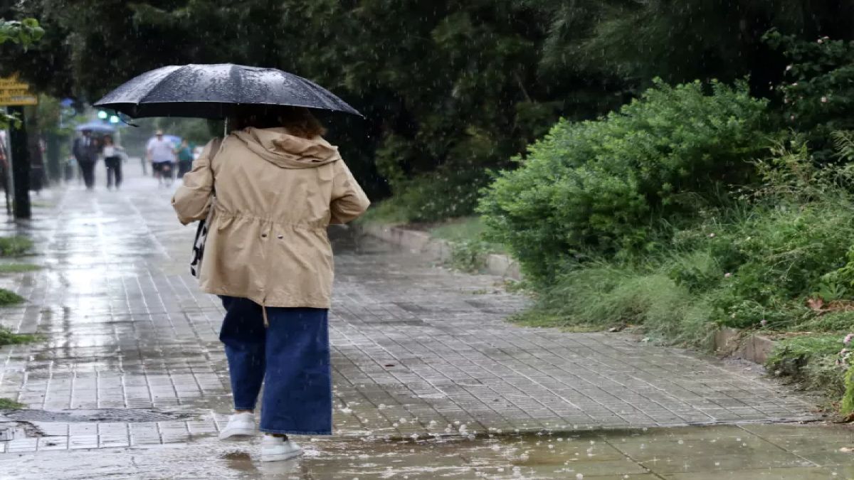 Καιρός: Αλλάζει το σκηνικό από την Κυριακή – Βροχές, καταιγίδες και πτώση της θερμοκρασίας