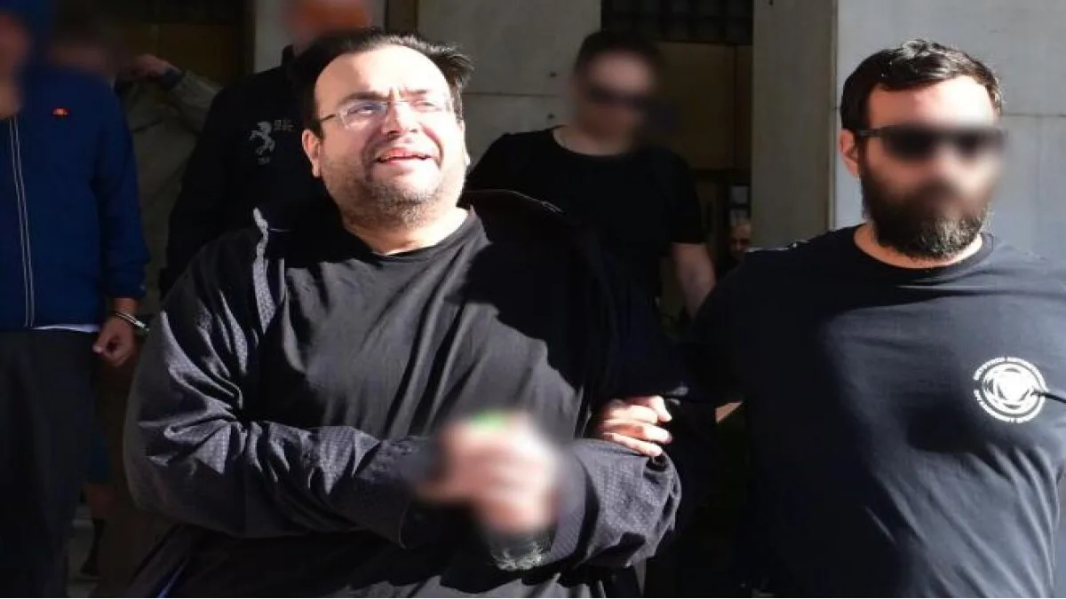 Τους κόβει τη φόρα ο Λύτρας: «Δεν υπάρχει απάτη επειδή υπάρχουν οφειλές στον ΕΦΚΑ για τον κ. Καμπούρη»