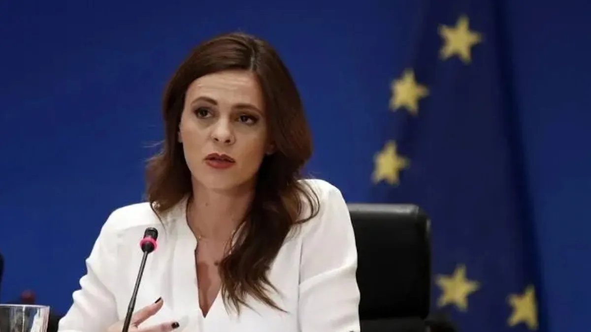 Έφη Αχτσιόγλου