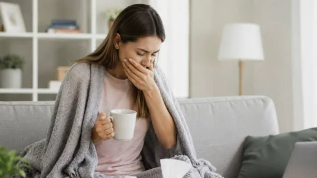 Αναρρωτική άδεια: Ποιος πληρώνει τον εργαζόμενο και πότε κινδυνεύει με απόλυση