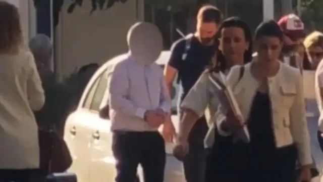 Στον ανακριτή ο γυναικολόγος που συνελήφθη για πορνογραφία ανηλίκων – Τι βρέθηκε στις συσκευές του