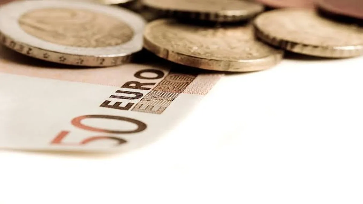 Φορολογούμενοι υπό πίεση: 12,5 δισ. ευρώ νέα χρέη στην Εφορία μέσα σε οκτώ μήνες