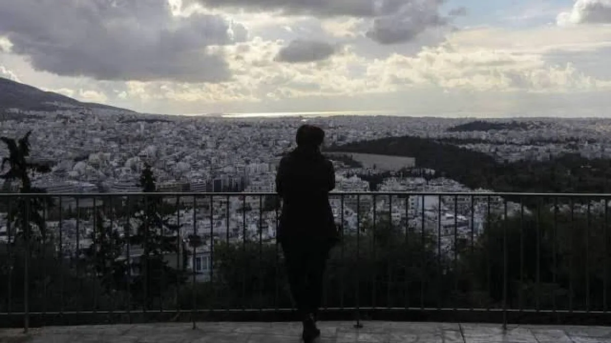 Καιρός 10/10: Υψηλές θερμοκρασίες, σύννεφα και τοπικές βροχές – Η πρόγνωση των Σούζη, Μάλεση
