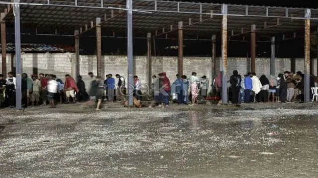 Δραματικές εικόνες στην Ιεράπετρα: 150 μετανάστες εκτός σκηνών στη μέση της καταιγίδας – Αγωνία για έγκυες και παιδιά