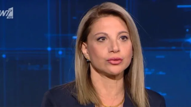 Καρυστιανού: «Ήρθαν, είδαν τα μηχανήματα και έφυγαν» – Τι είπε για «κβαντική ιατρική», ξυλόλιο, Τέμπη, Γεωργιάδη και Παγώνη