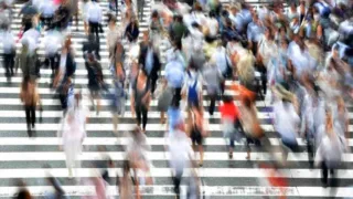 ΟΠΕΚΑ: Τα εισοδηματικά κριτήρια «έκοψαν» 420.000 δικαιούχους – Τι άλλαξε μέσα σε 6 χρόνια