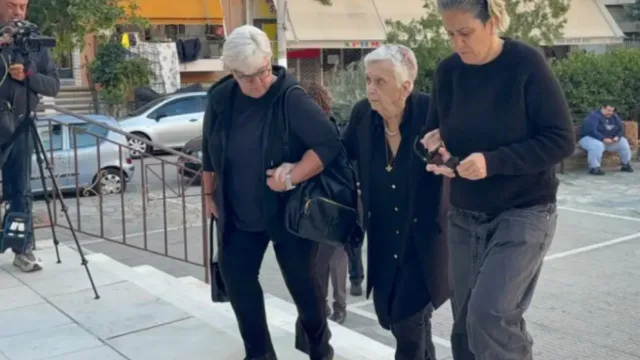 Γιώργος Μαζωνάκης: Στη Νίκαια από νωρίς για το 40ήμερο μνημόσυνο – Αυξημένα μέτρα ασφαλείας (VIDEO)